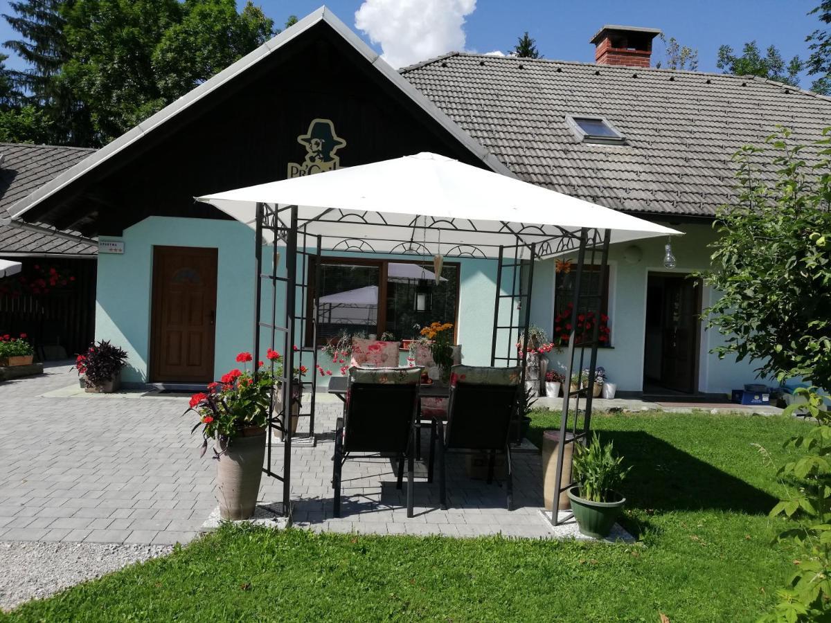 Pr'Cajhn Apartment Radovljica Exterior photo